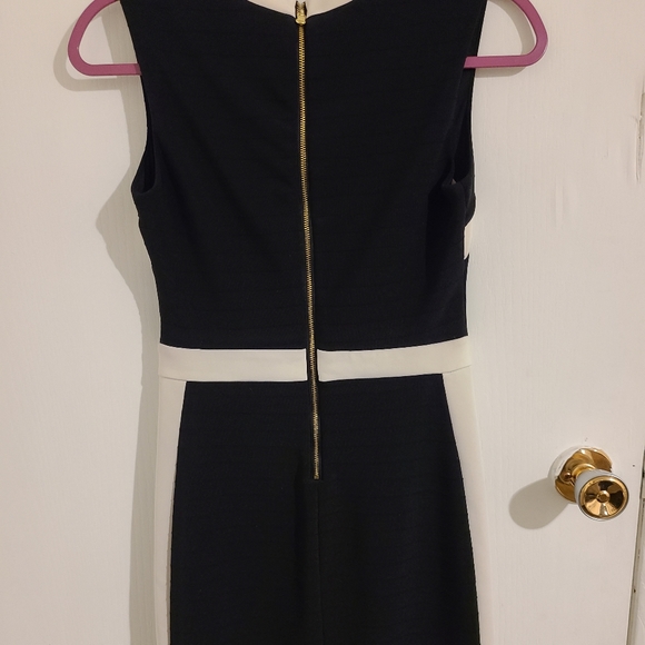 Black and white striped guess dress - Picture 2 of 2